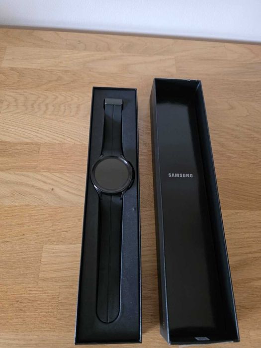 Smartwatch Zegarek Samsung Watch 5 Pro R920 / 45mm czarny-uszkodzony