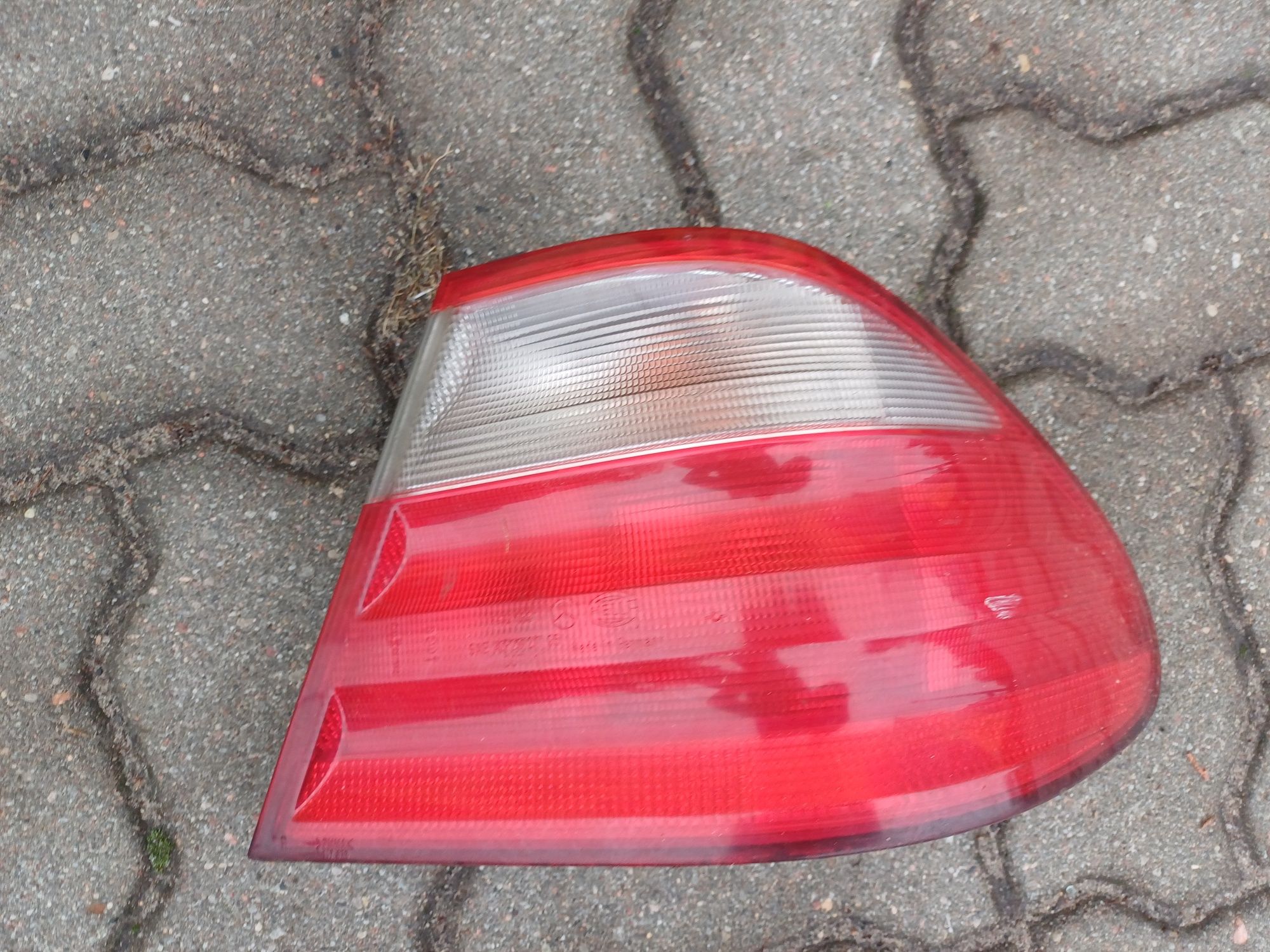 Mercedes CLK w208 lampa prawy tył tylna prawa kompletna