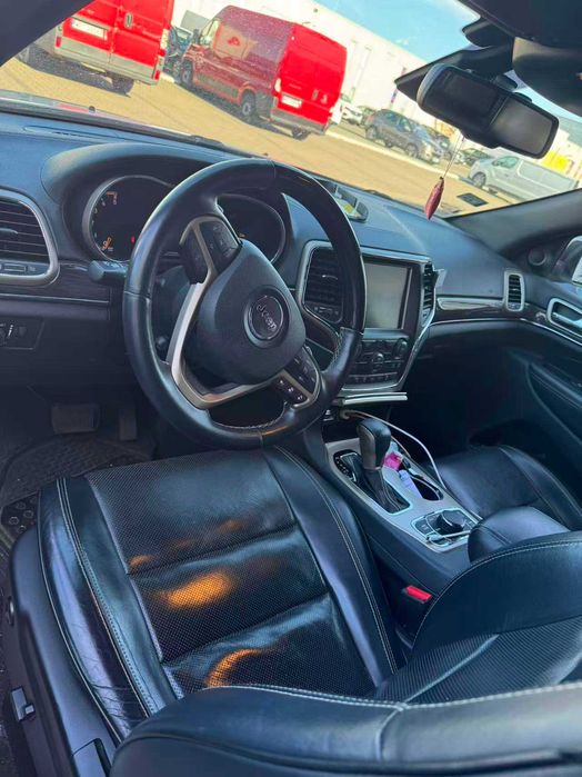 Jeep Grand Cherokee 2016