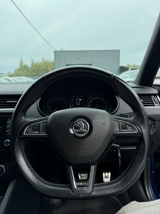 Кермо руль мультируль Octavia A7 VRS RS лепестки перфорація скошений