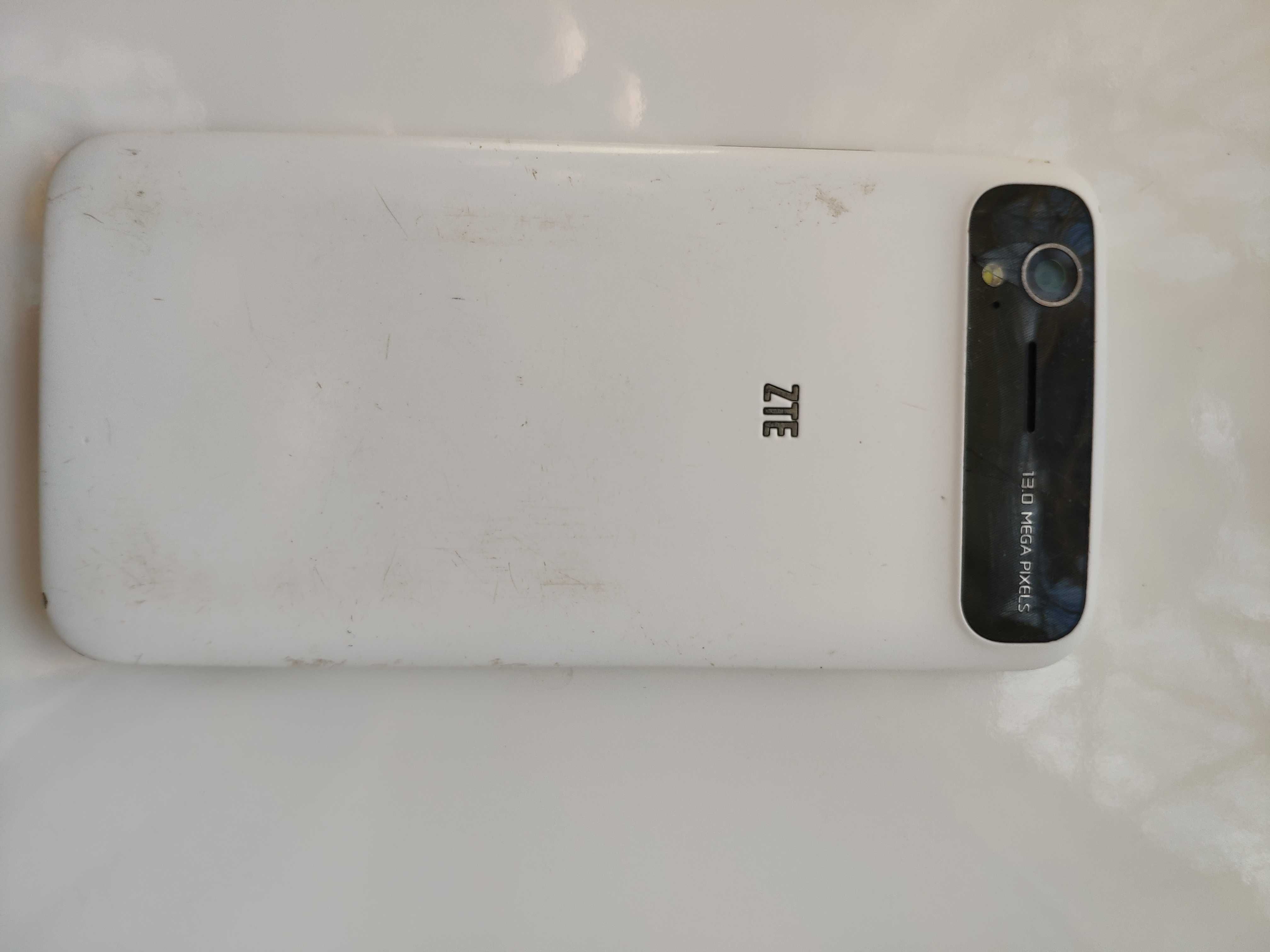 Телефон ZTE Grand S