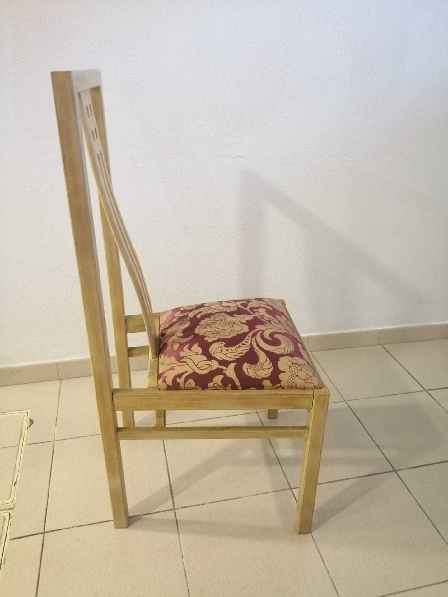 Vendo 6 cadeiras sala