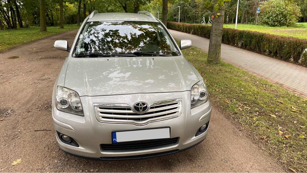 Toyota Avensis 2008 2.0 Benzyna