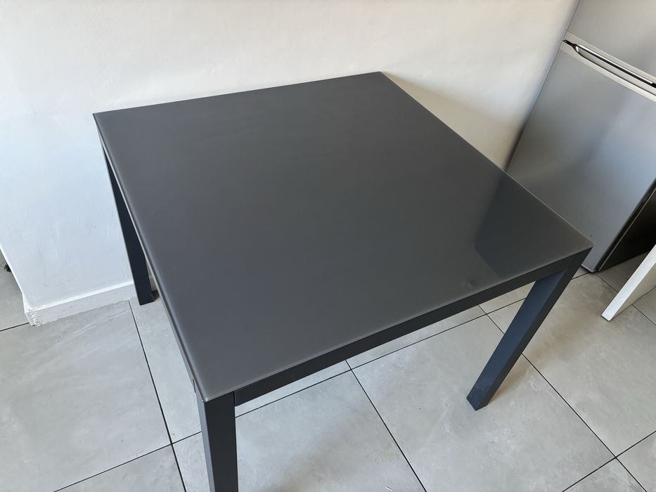 Mesa metal e vidro 90x90cm