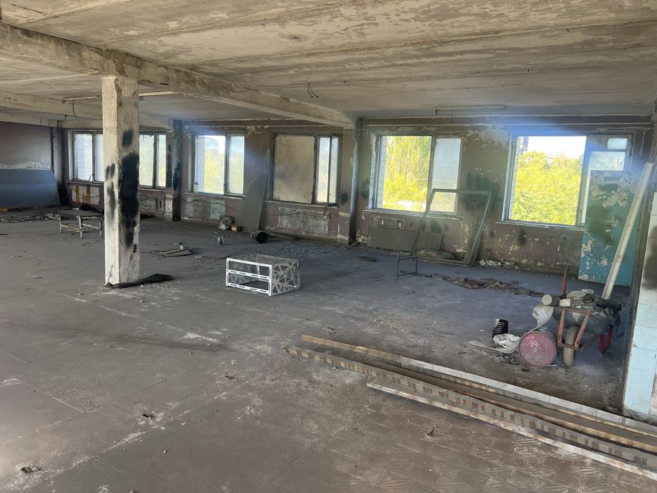 Аренда  2й этаж  центр города Широкая