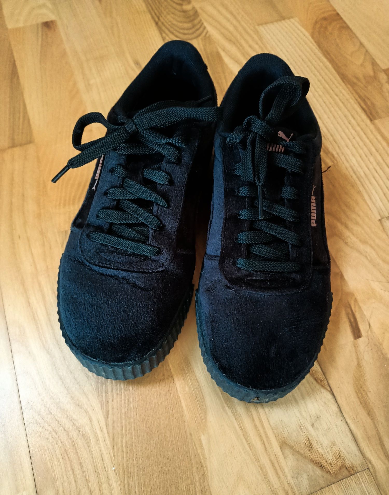 Buty damskie Puma  carina velvet 37.5