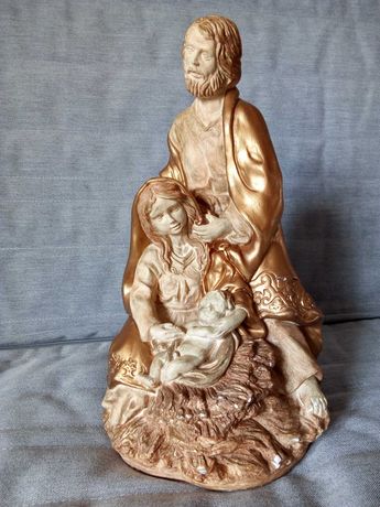 Sagrada Família em Gesso dourado