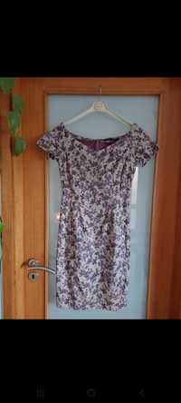 Vestido florido Zara