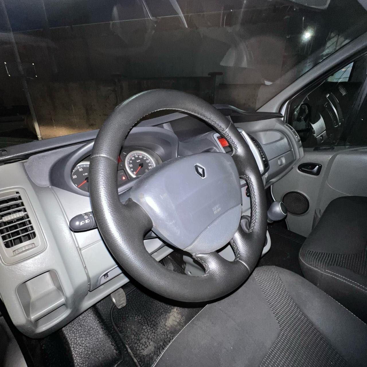 Renault Trafic 2012