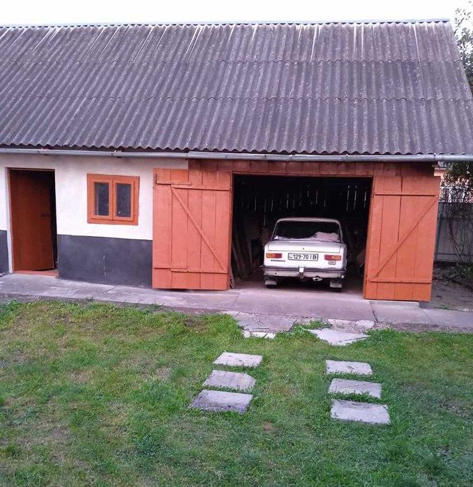 Будинок продається