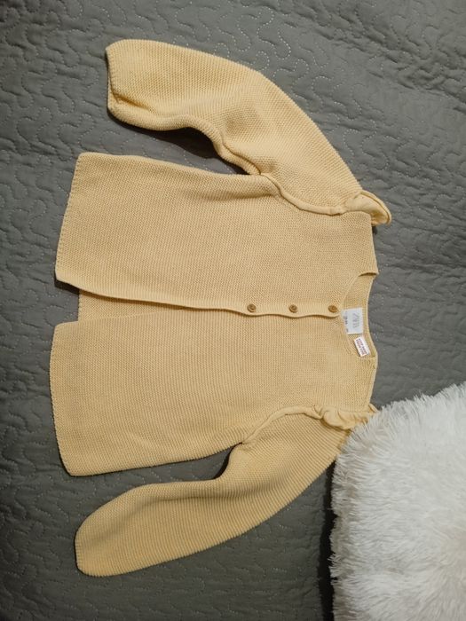 Sweterek Zara r.92