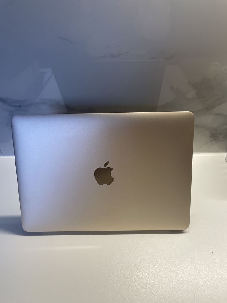Laptop notebook MacBook Apple 12 cali złoty retina