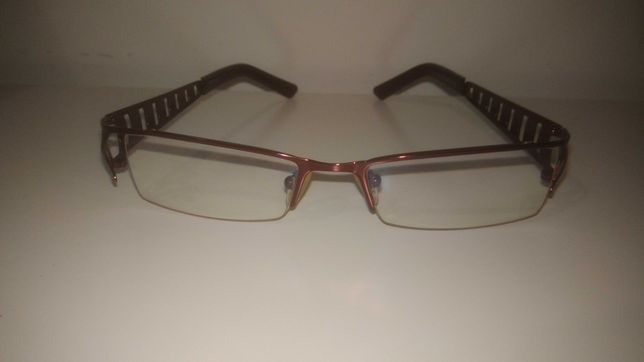 Okulary korekcyjne damskie - szkła +1