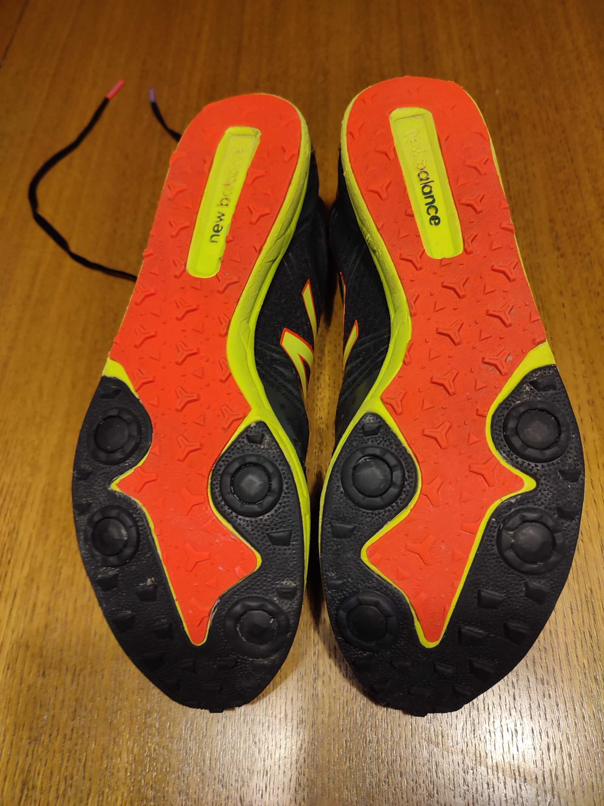 Buty sportowe News Balance KICK XC 700v3 damskie r.42,5