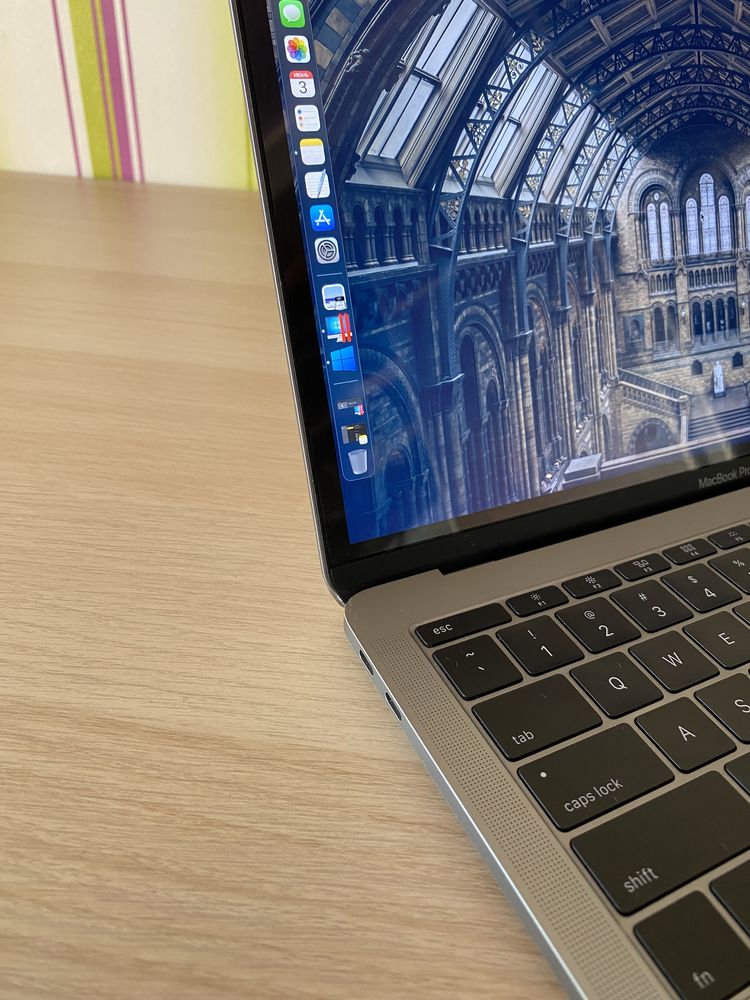 MacBook Pro 2017 13.3 16gb 512 ssd