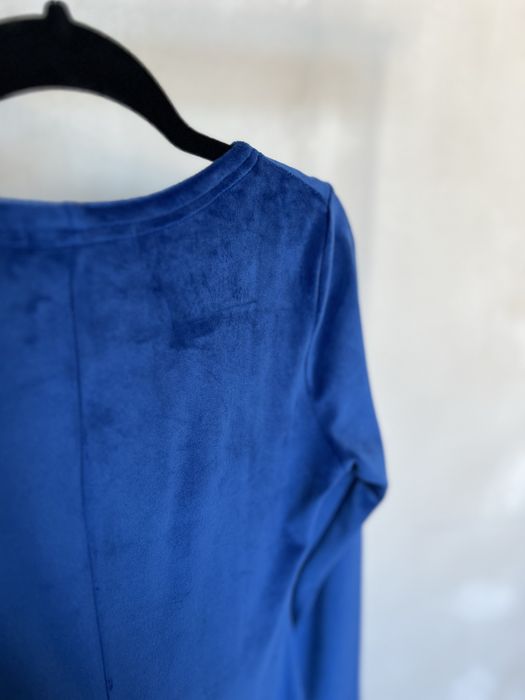 Оксамитова сукня