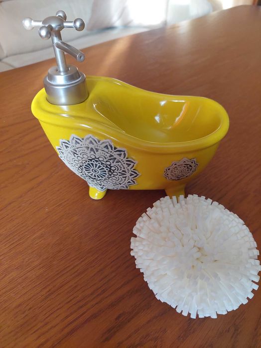 Диспенсер для жидкого мыла керамический