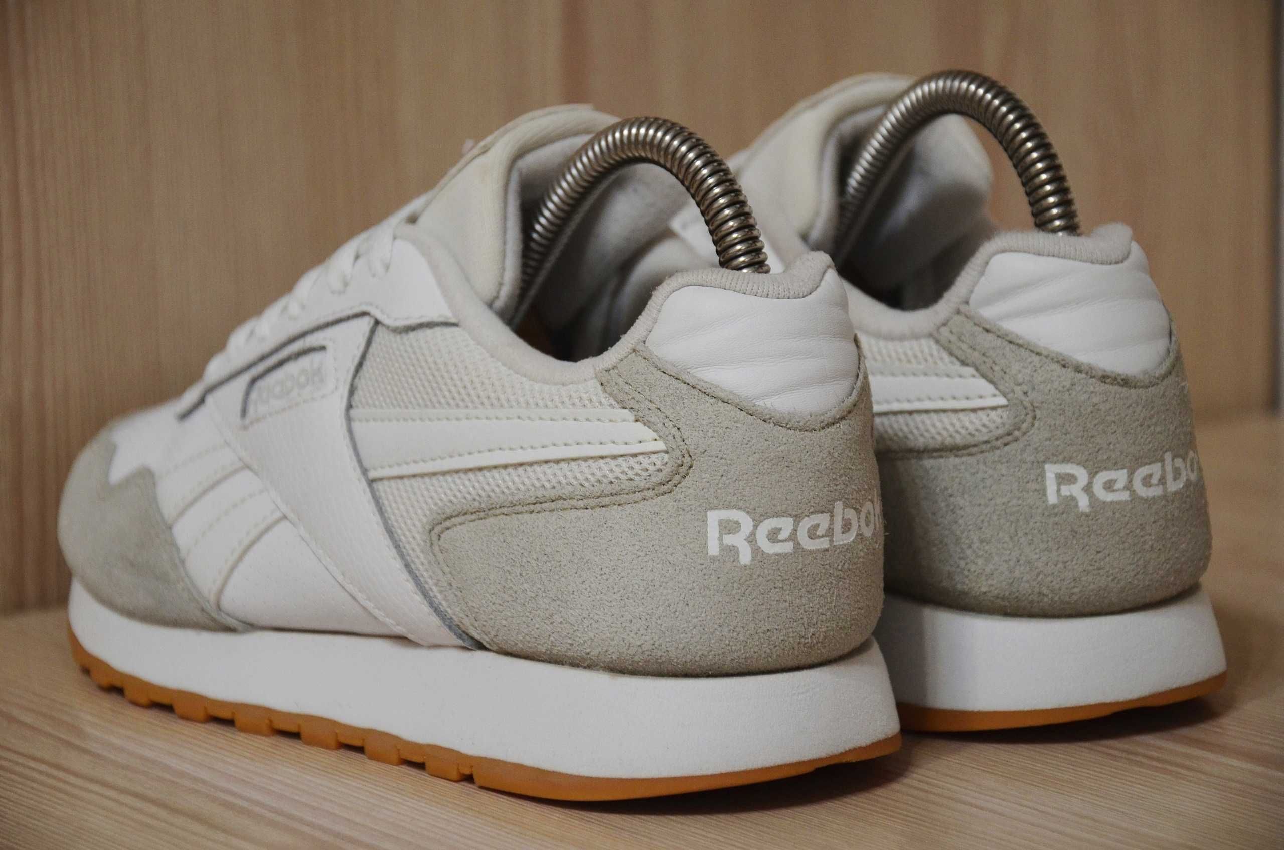 Reebok classic . Шкіряні кросівки