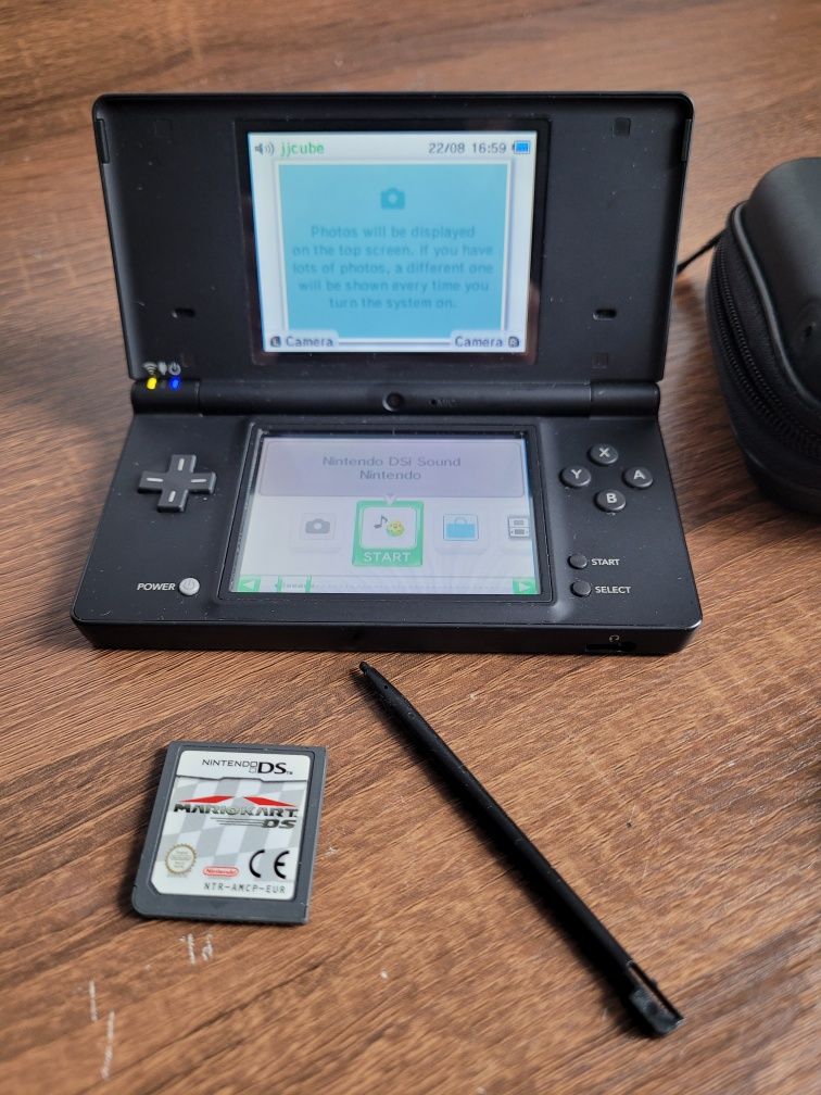 Konsola Nintendo DSi + Gra MarioCart