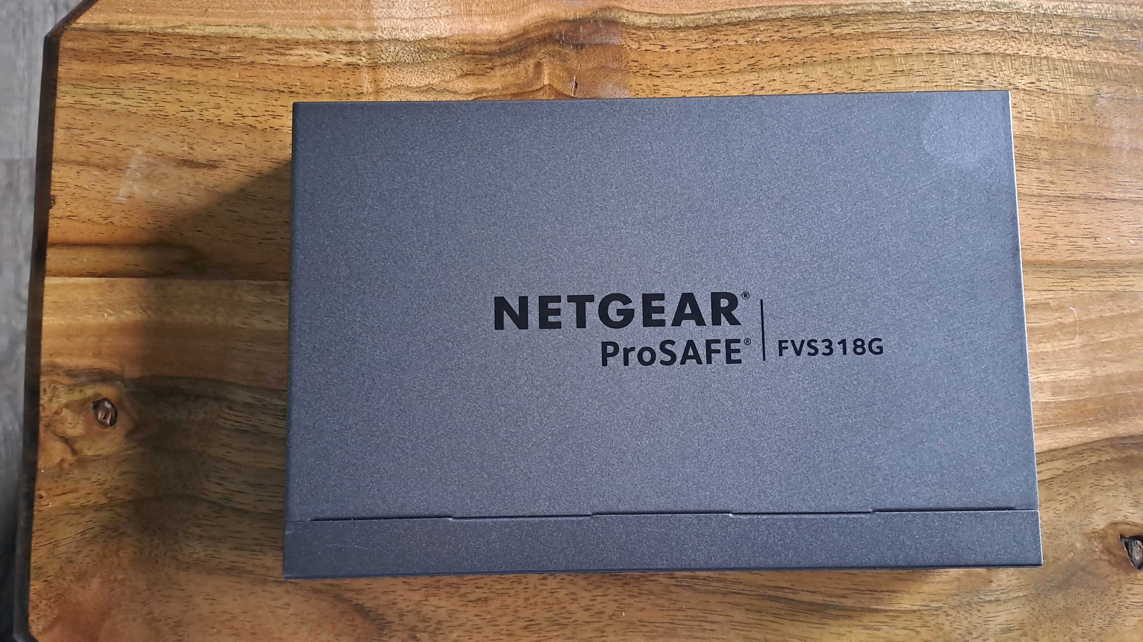 МАРШРУТИЗАТОР NETGEAR prosafe gigabit VPN fvs318g