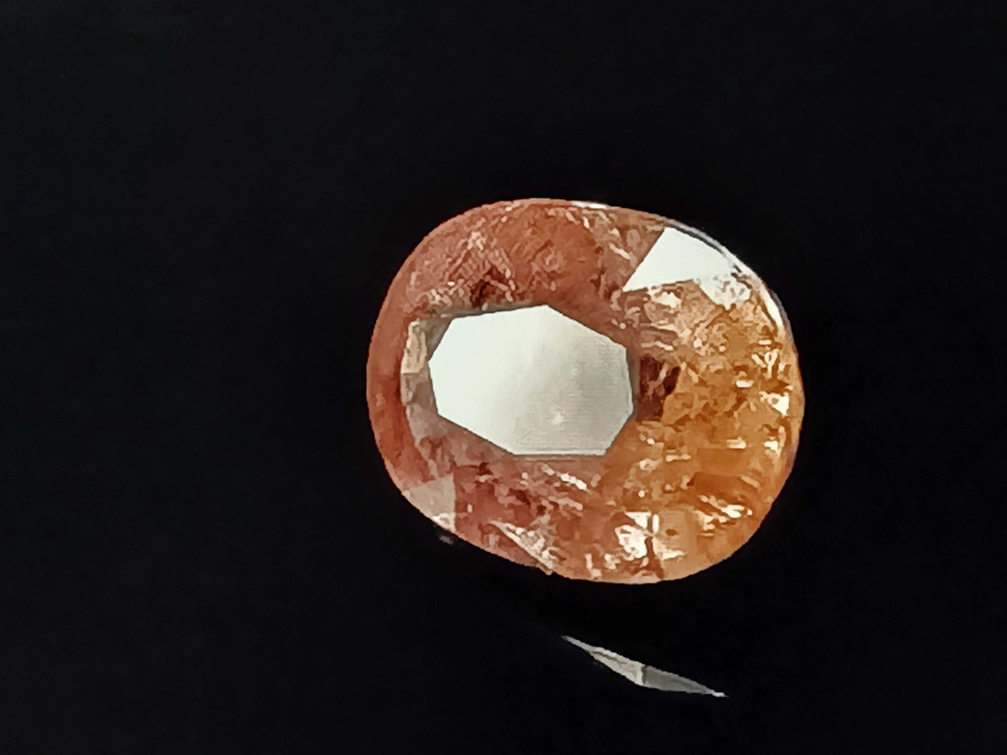 Szafir naturalny 1,92 ct ,certyfikat oraz wycena piękny