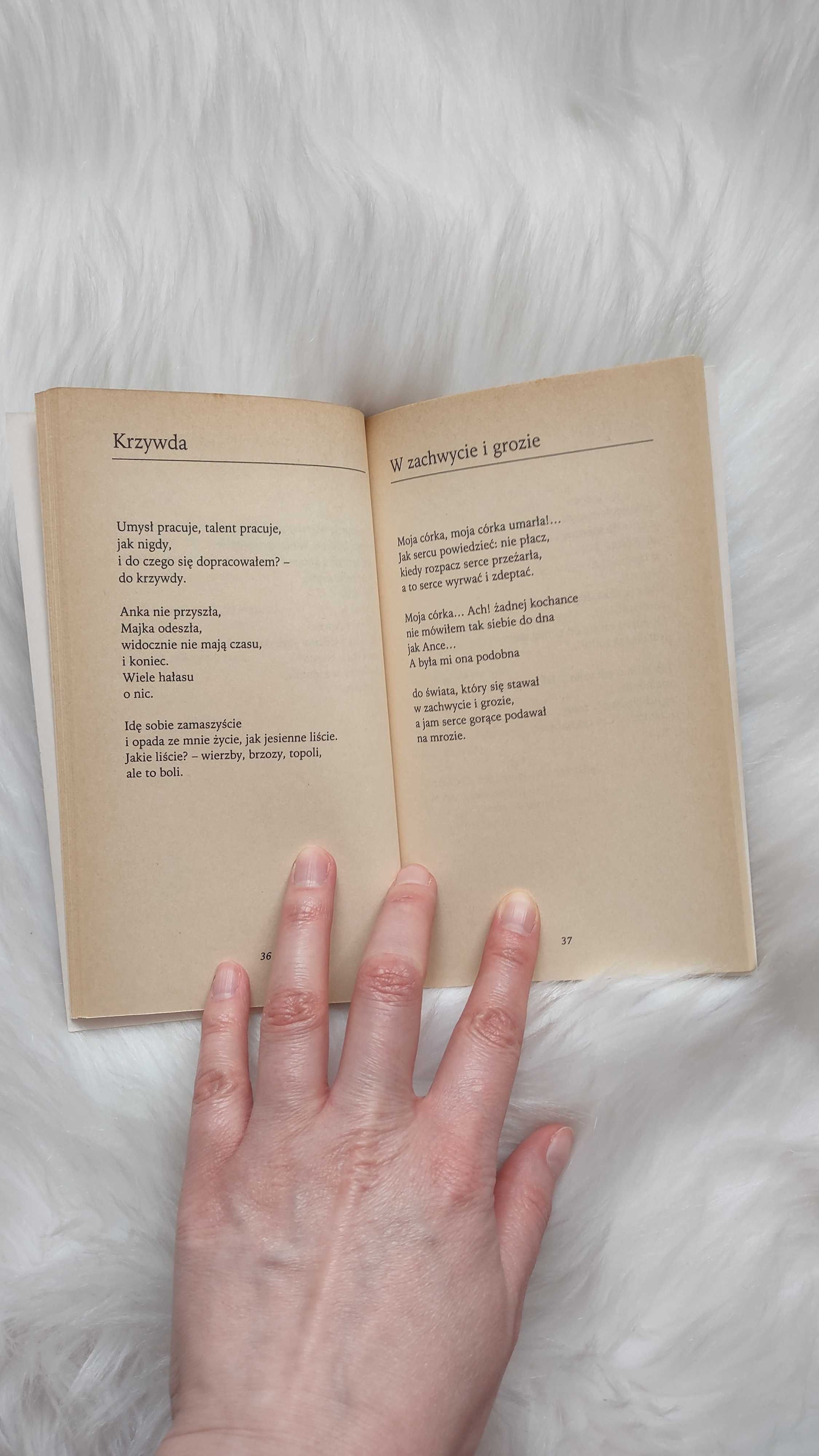 Poezja Władysław Broniewski "Po co żyjemy" Vintage