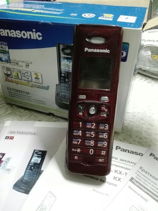 Продам радиотелефон Panasonic KX-TG8227UA