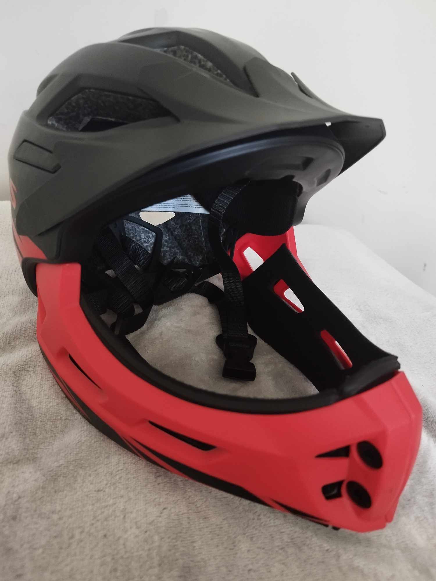 Kask rowerowy full face 47-52