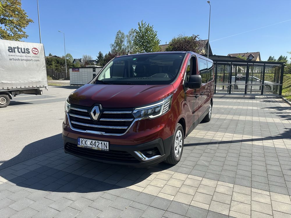 AUTOMAT 9 - osobowy Renault Trafic