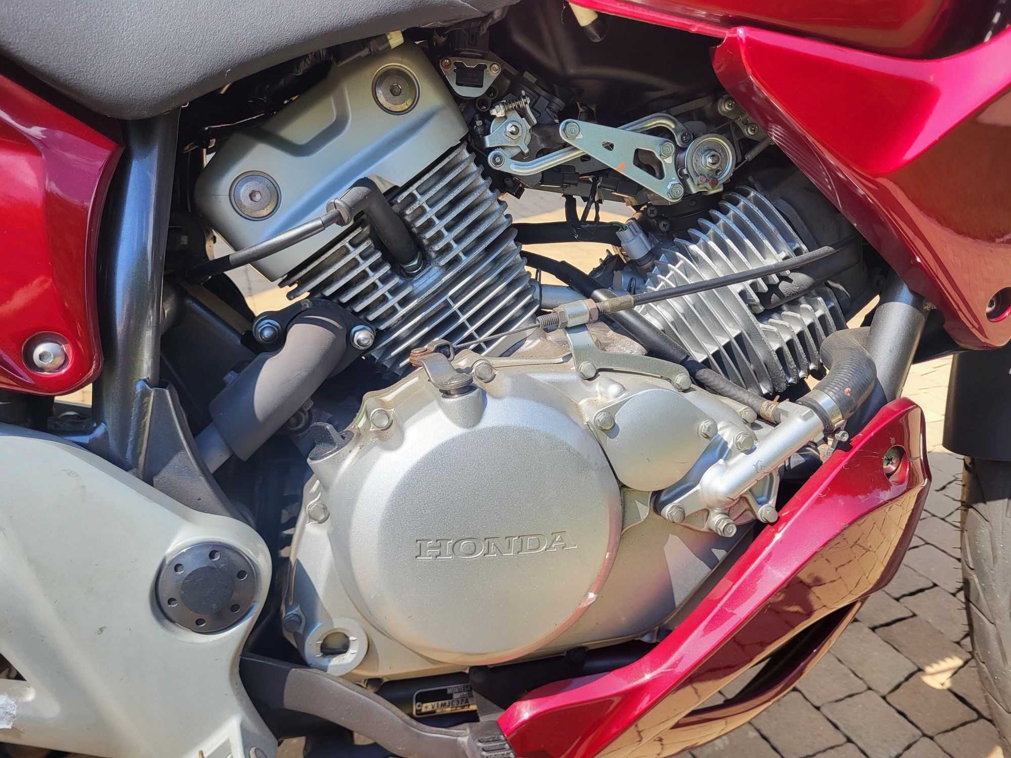 Honda Varadero 125 na wtrysku Super Stan