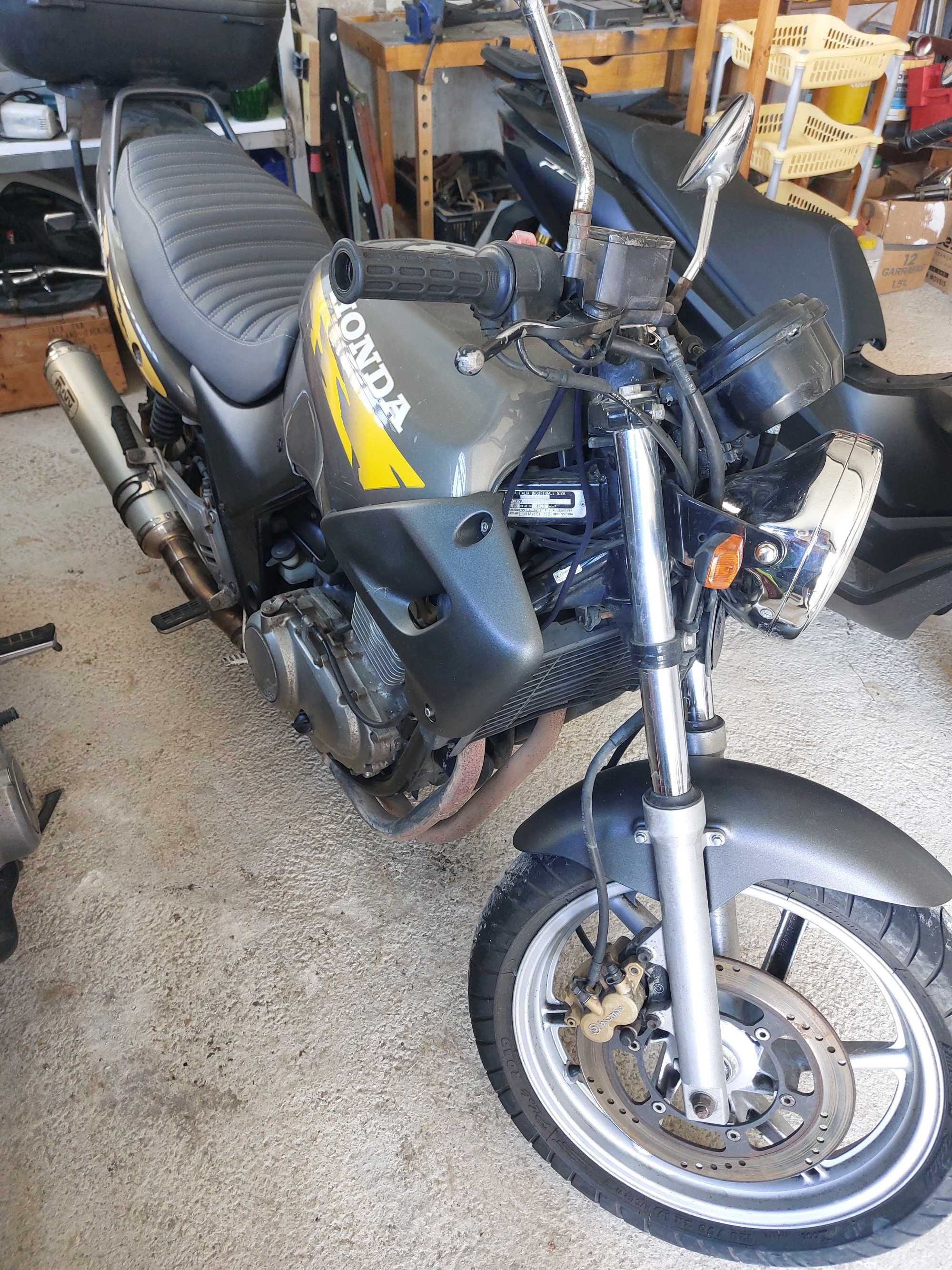 Honda cb 500 (PC32)
