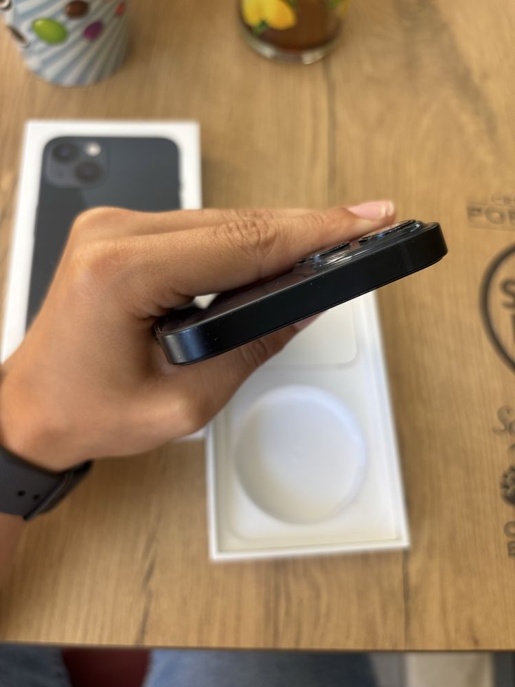 iPhone 13 - 128GB Preto