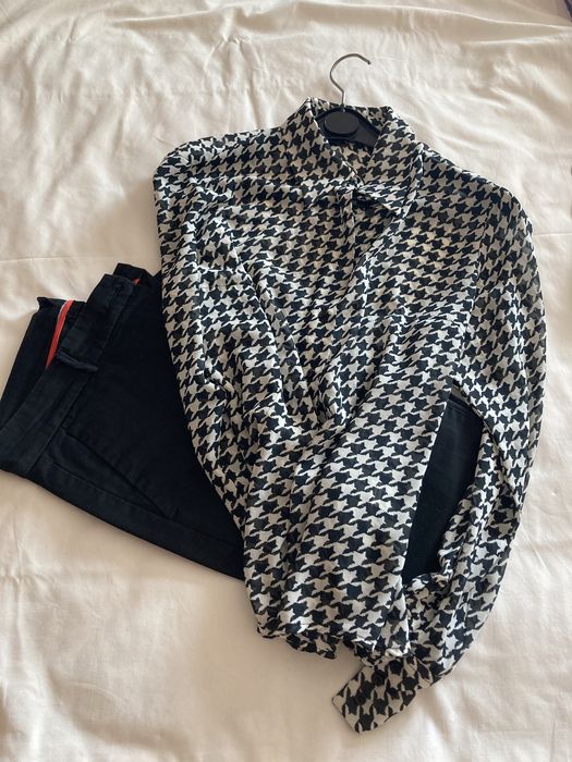 Conjunto calcas pretas e blusa xadrez