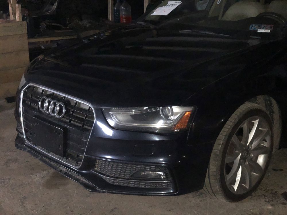 Капот бампер S-Line решотка Audi a4b8 s-line капот audi a4b8 ауди а4б8