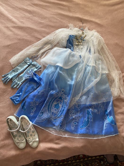 Сукні для попелюшки