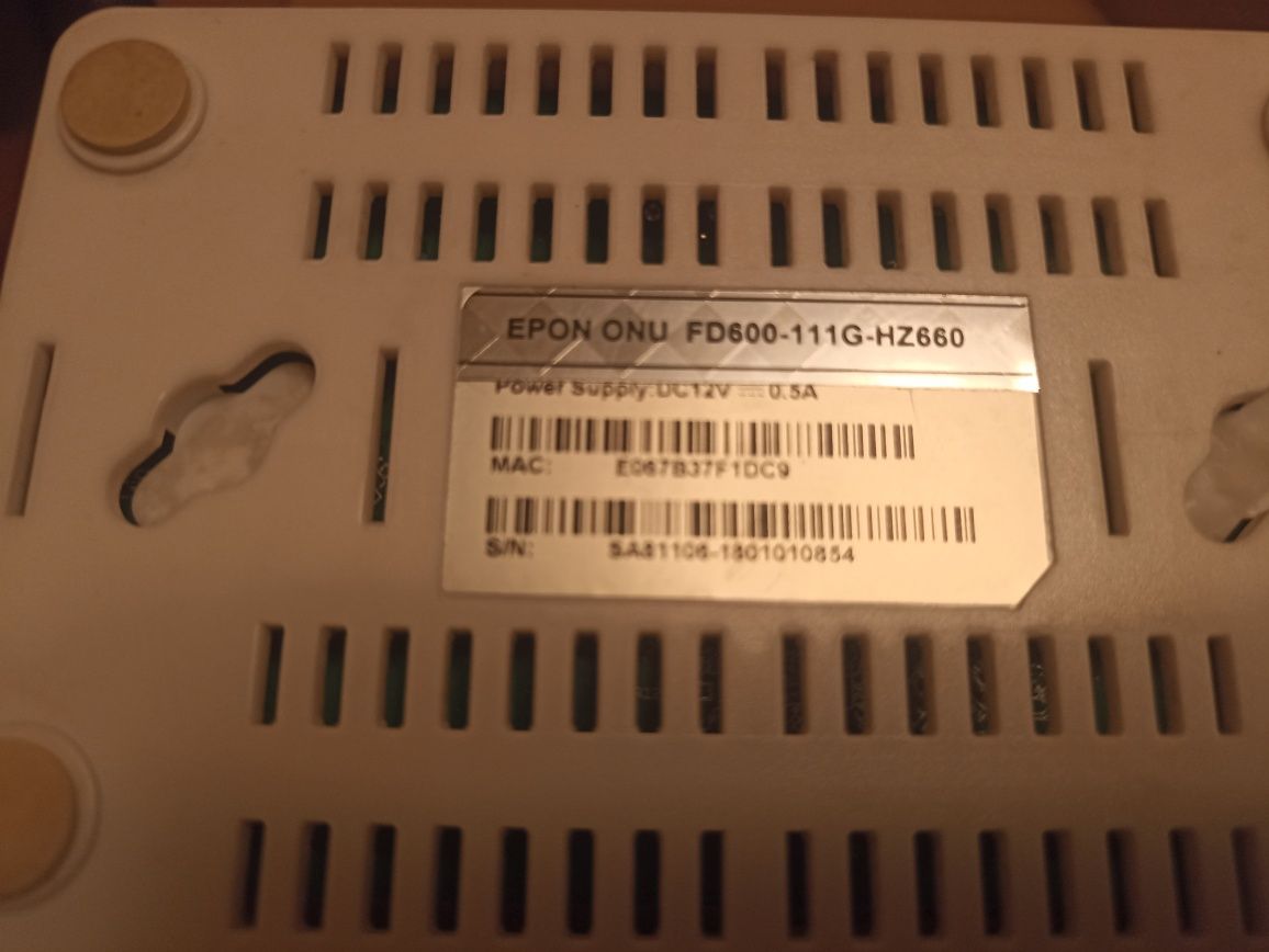 Оптичний модем ONU P1501D1;   INNBoxG21.   Adsl модеми zte 2х видів.