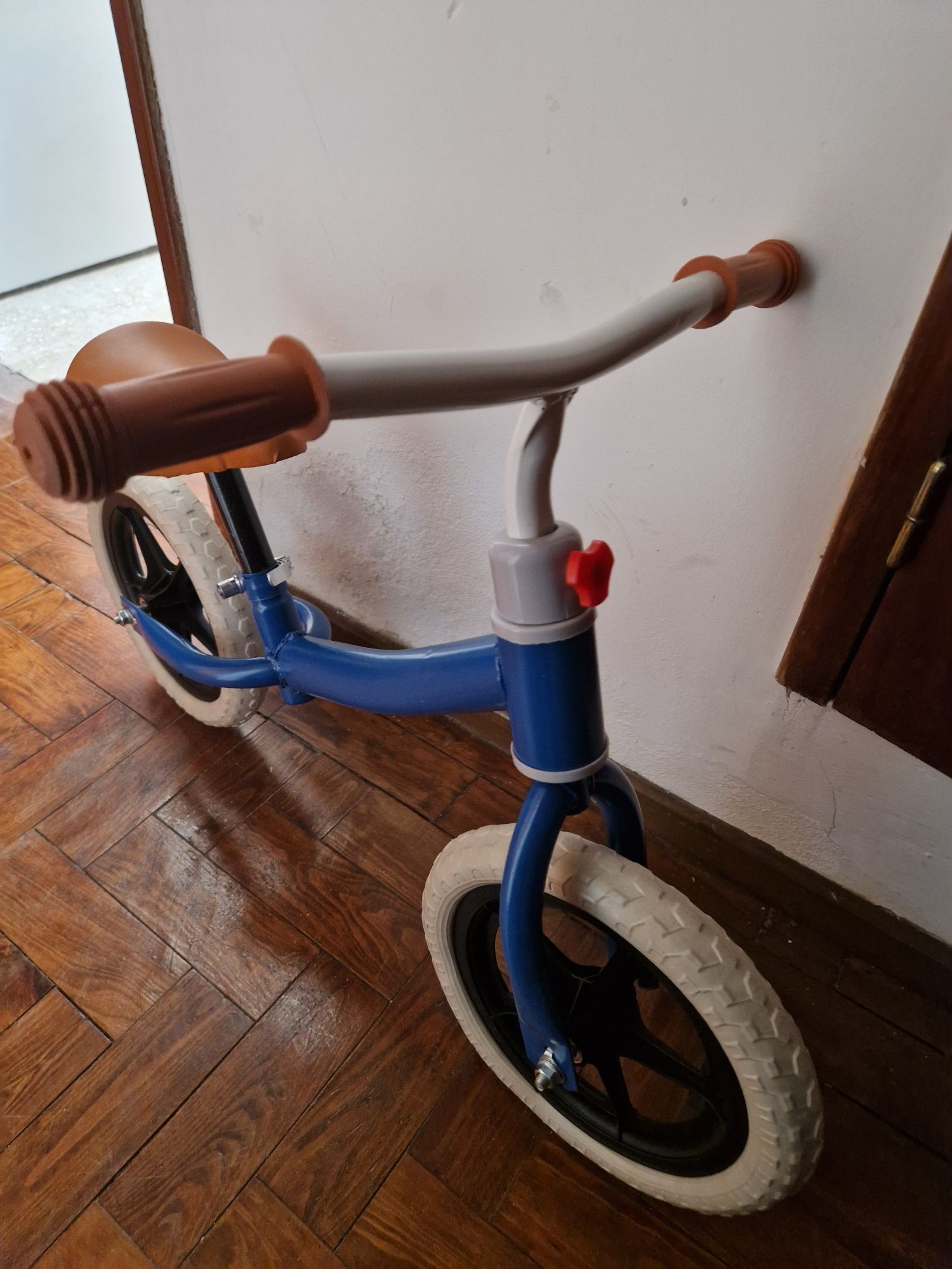Biciclete de aprendizagem nova