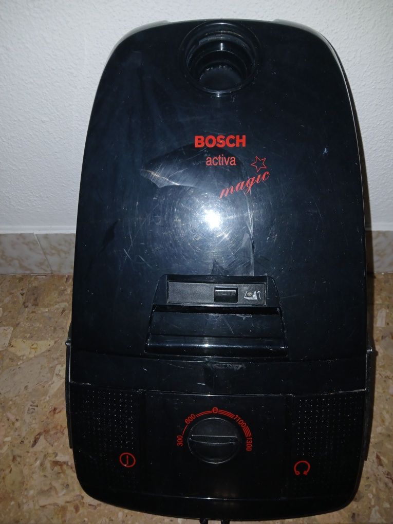 Aspirador BOSCH 1300w