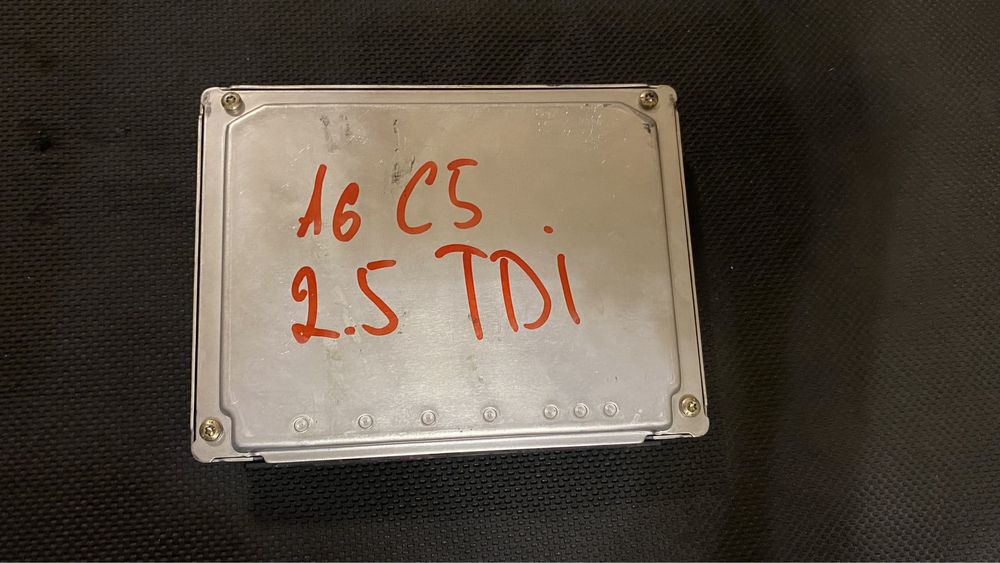 Блок управління двигуном Audi A6 C5, 4B0 907 401 AC, 0 281 010 399