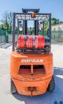 Вилочний навантажувач Doosan