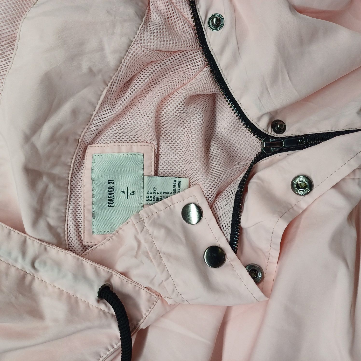 Bluza wiatrówka FOREVER 21