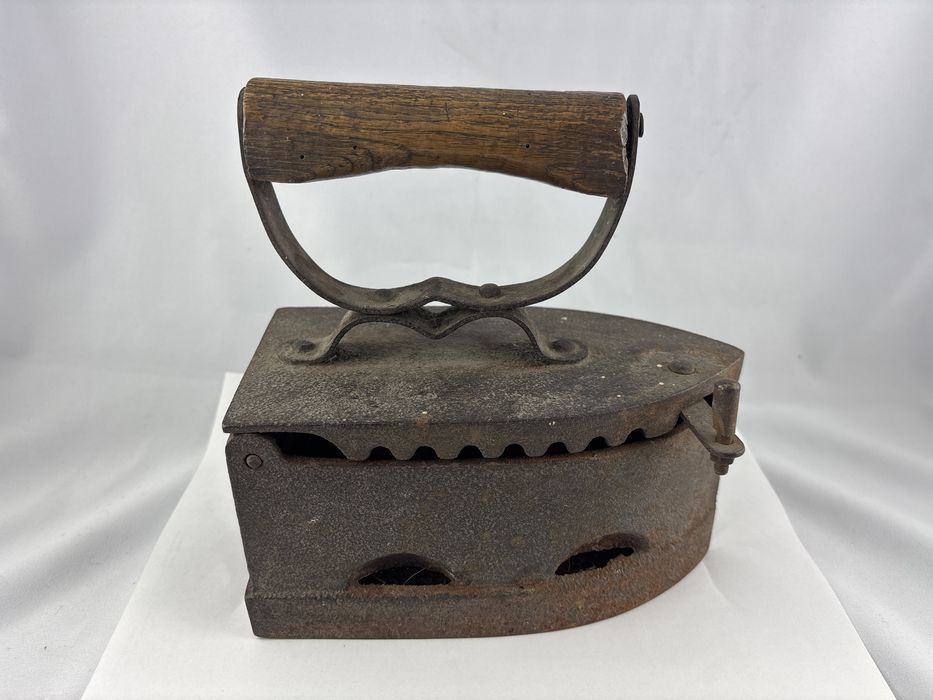 Stare Żelazko „z duszą” - oryginalne