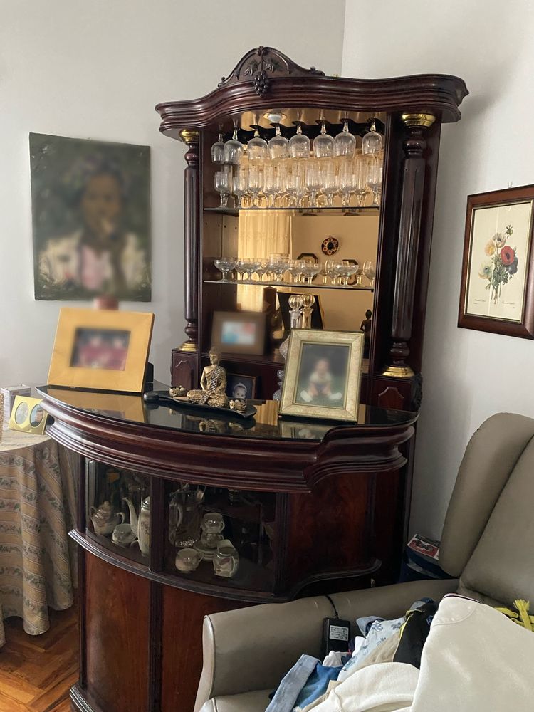 Bar para sala, em mogno de alta qualidade