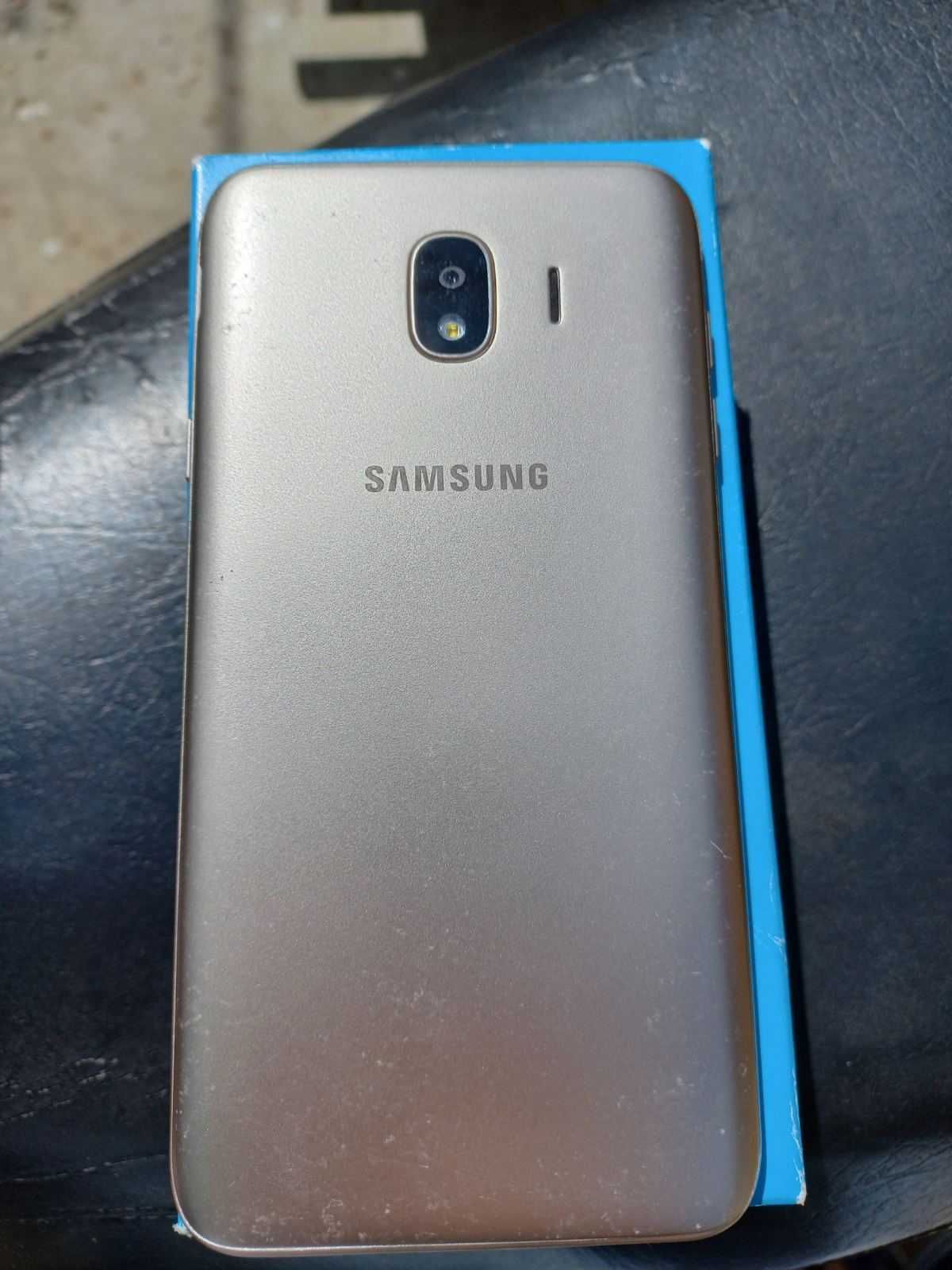 Телефон смартфон Самсунг Samsung Galaxy J4, SM-J400F
