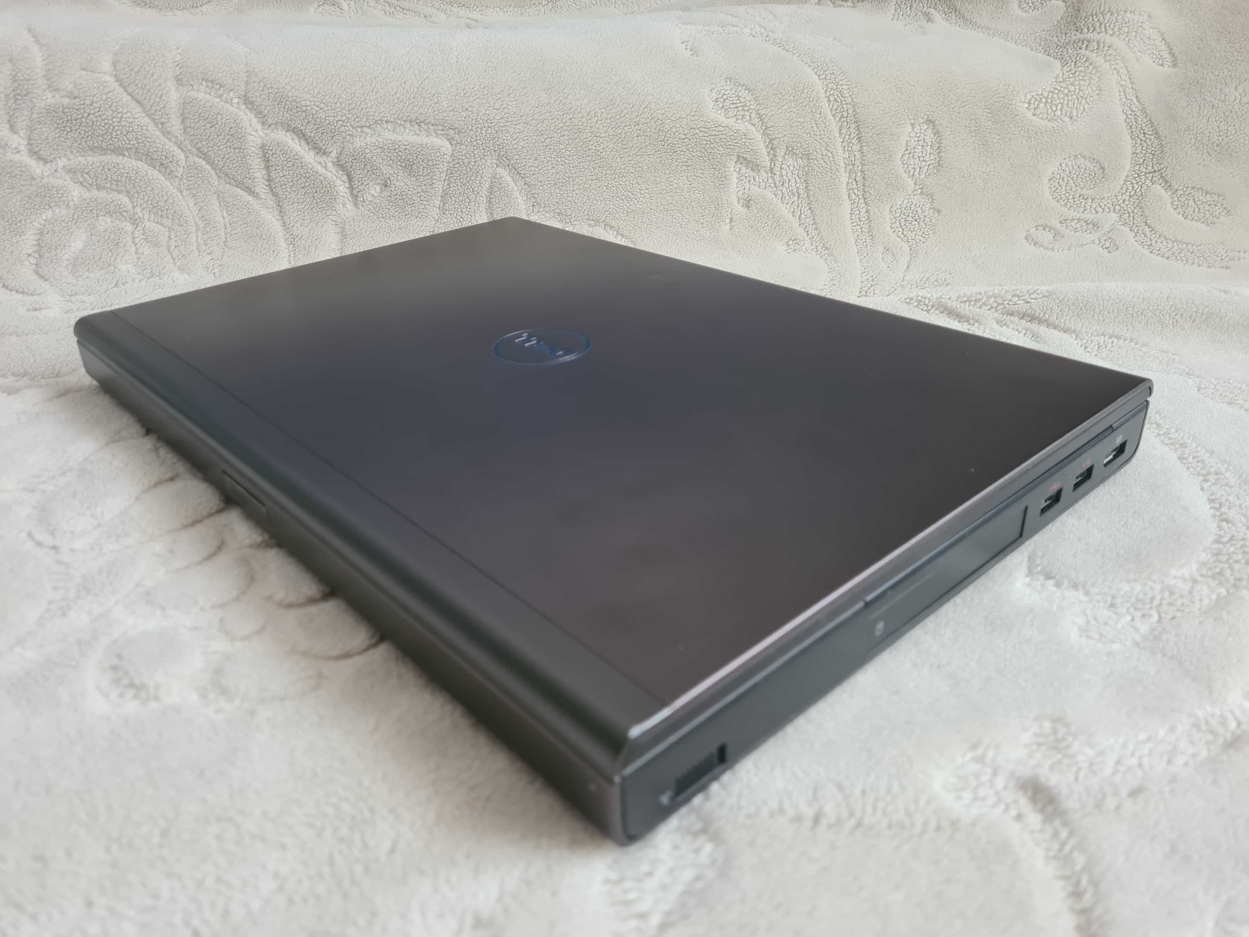 DELL M4700 + stacja dokująca