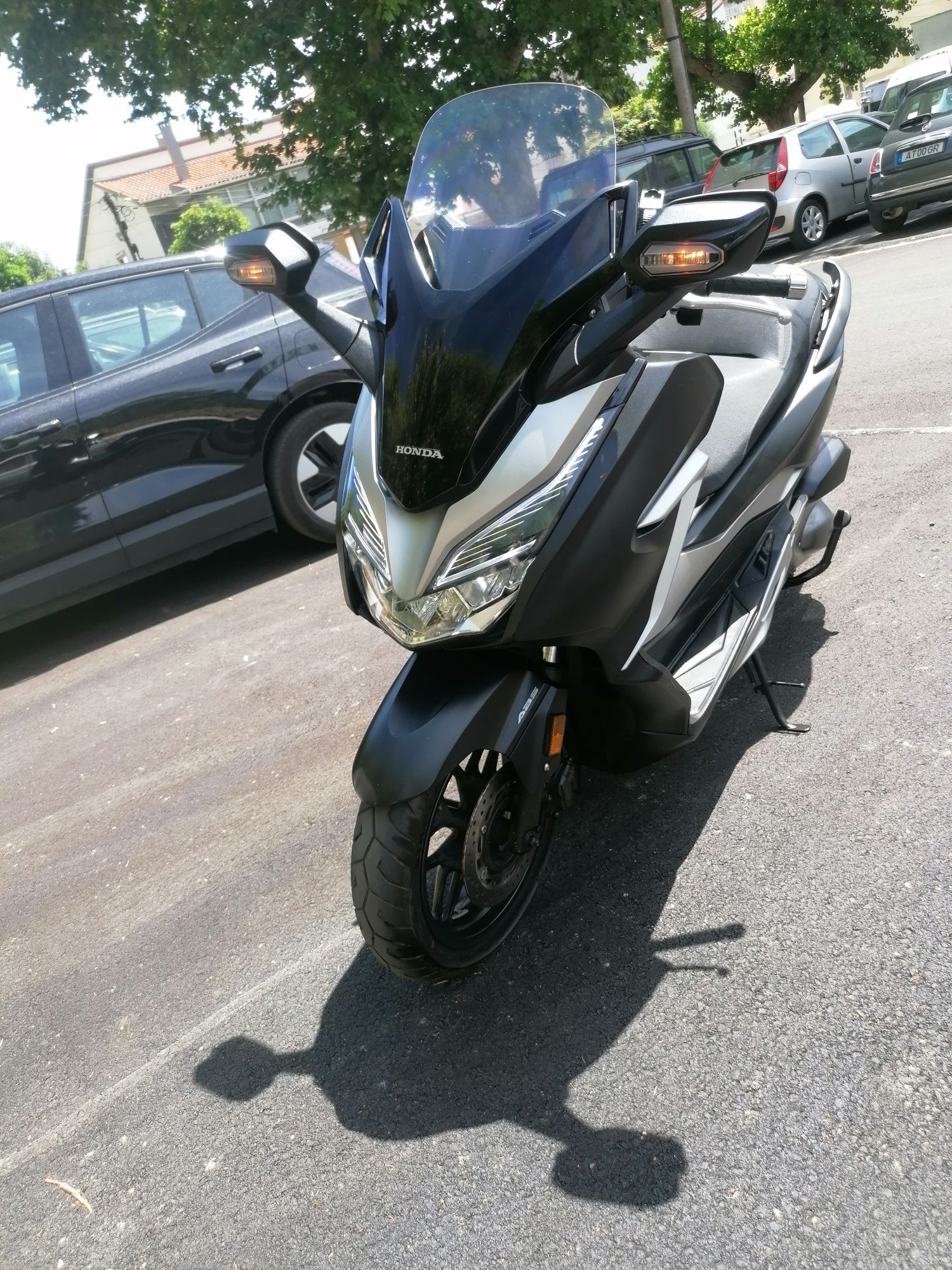 H, Forza 300 ano2020. 13000kms