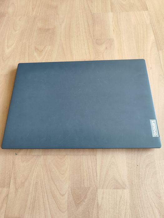Ноутбук Lenovo V15-IIL