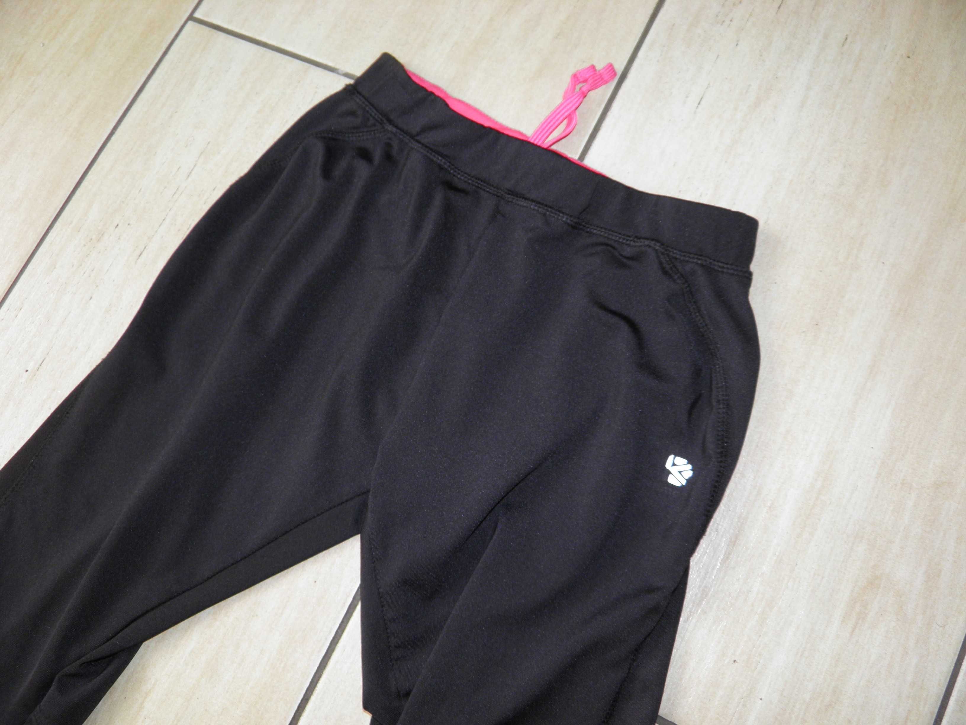 Spodenki dla dziewczynki leggins r 146