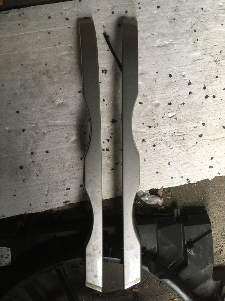 Bmw 3 e46 listwa prawa lewa osłona reflektora lampy przód titan 354