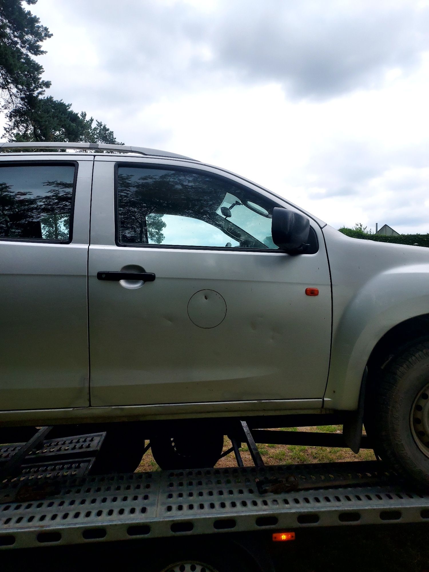 Isuzu D-max II klima wciągarka